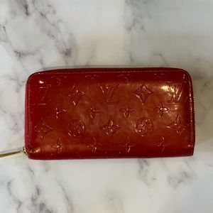 louis vuitton vernis zip around wallet